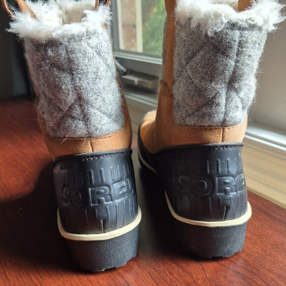 EUC Sorel Winter Boots Women 6 EU 37 *Minor stains* - Picture 2 of 7